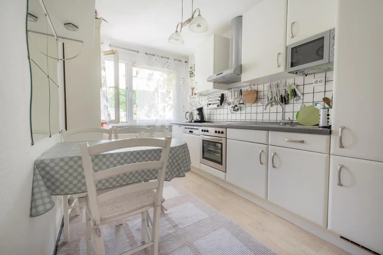 Anyroomdirect Private Apartments In Laatzen Near Hannover Exhibition Room Agency 독일