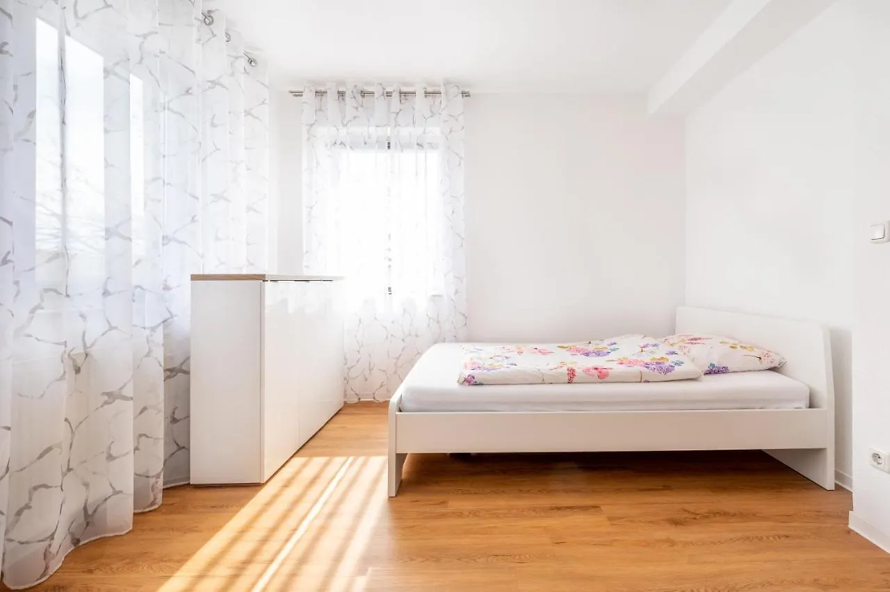 Anyroomdirect Private Apartments In Laatzen Near Hannover Exhibition Room Agency